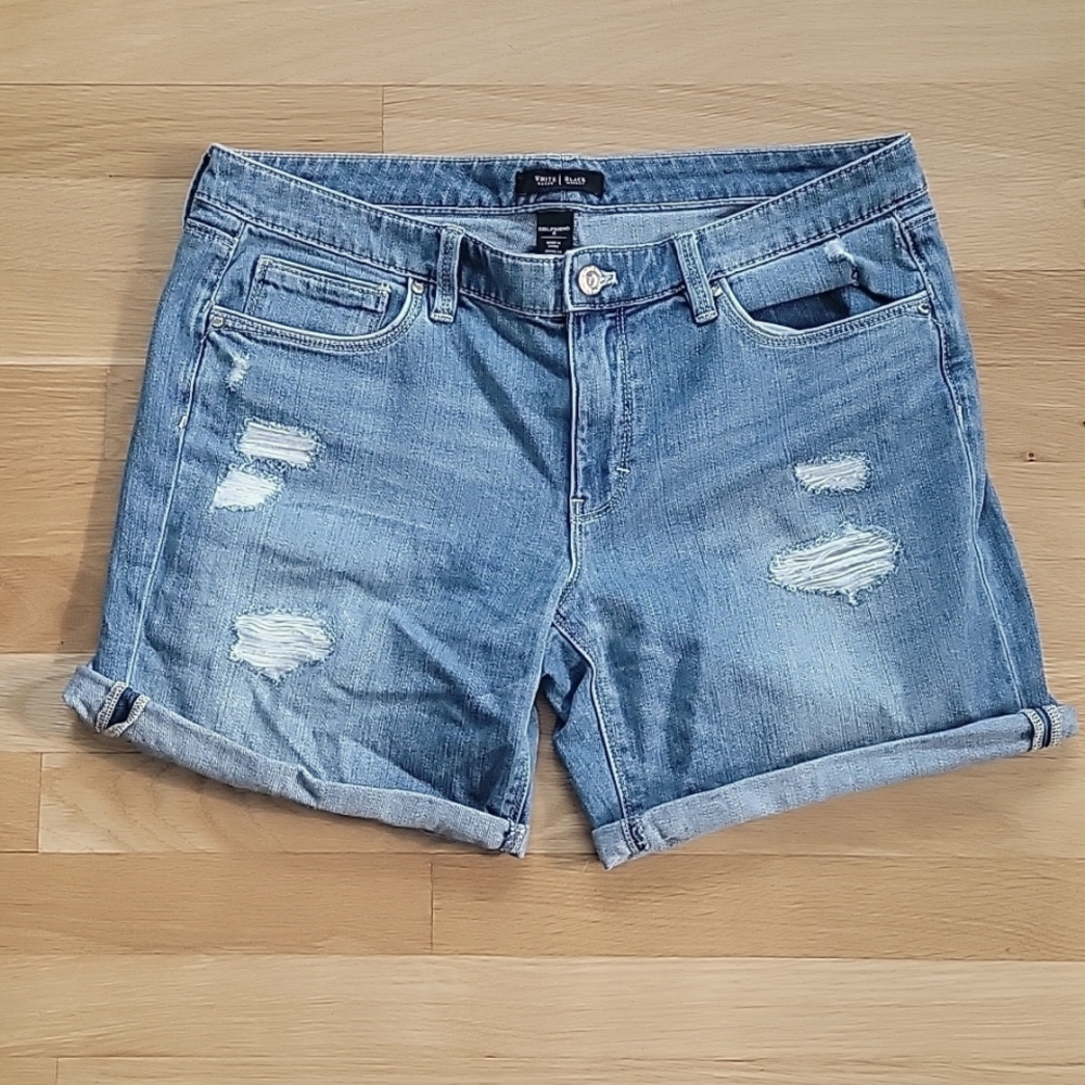 WHBM Shorts NWOT Size 8